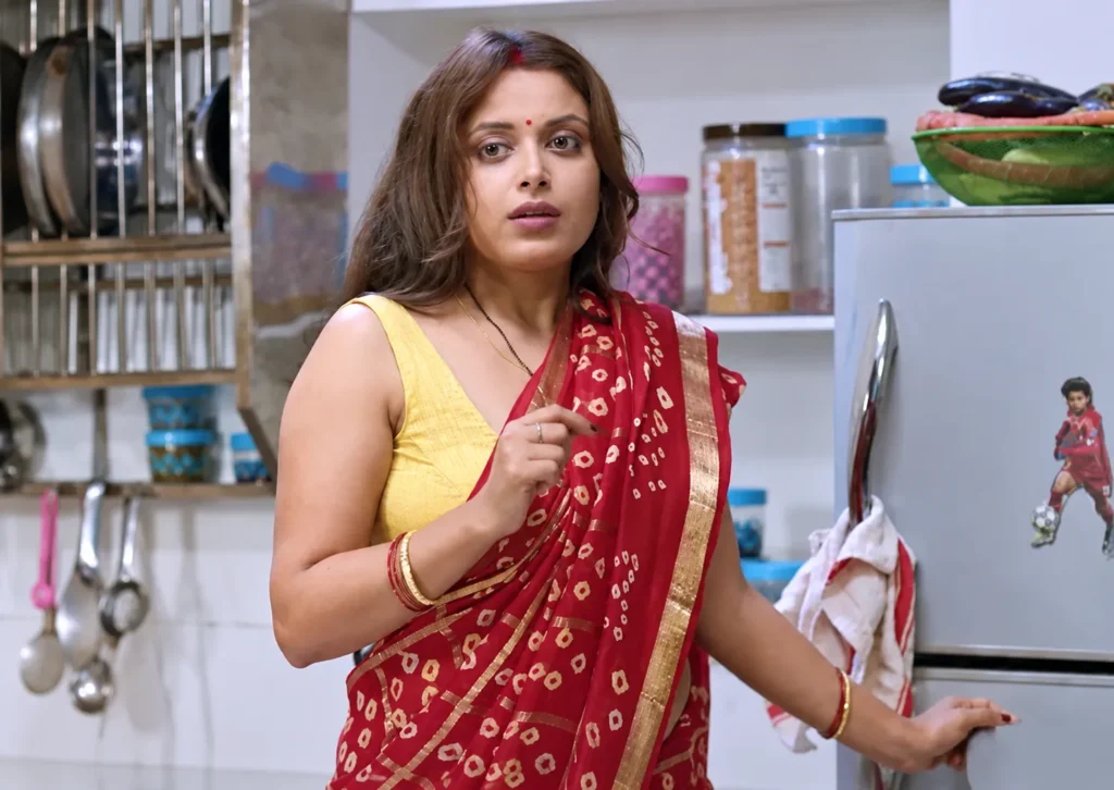 Chawl House 3 (2022) Sneha Returns as Renu
