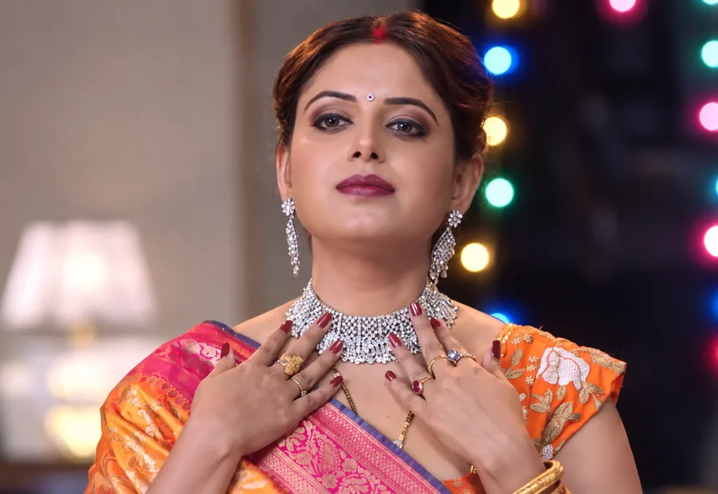 Laal Lihaaf (2021) Sneha as Kusum